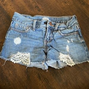 Old navy shorts size 7 girls.